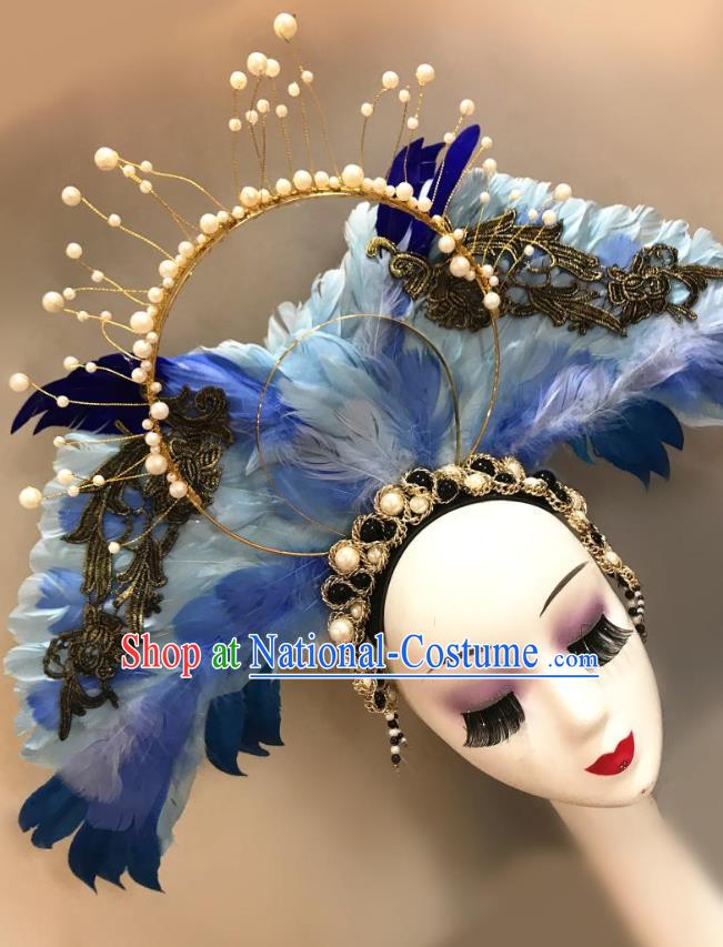 Top Halloween Catwalks Blue Feather Royal Crown Carnival Parade Giant Wings Headdress Baroque Goddess Pearls Hair Clasp Cosplay Princess Hair Accessories