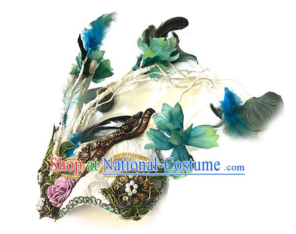 Handmade Costume Party Baroque White Cat Headpiece Brazil Carnival Mask Halloween Cosplay Princess Feather Face Mask