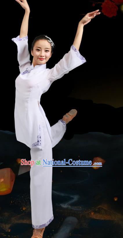 China Jiaozhou Yangko Performance White Uniforms Fan Dance Group Dance Garment Costume Female Folk Dance Clothing