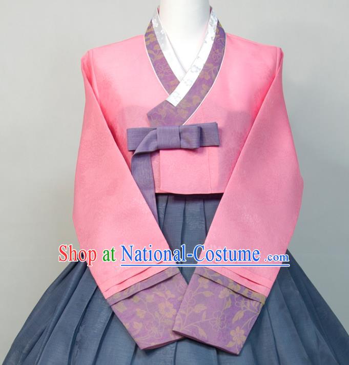 Korean Festival Clothing Woman Traditional Fashion Pink Blouse and Grey Dress Wedding Bride Costumes Court Ceremony Hanbok