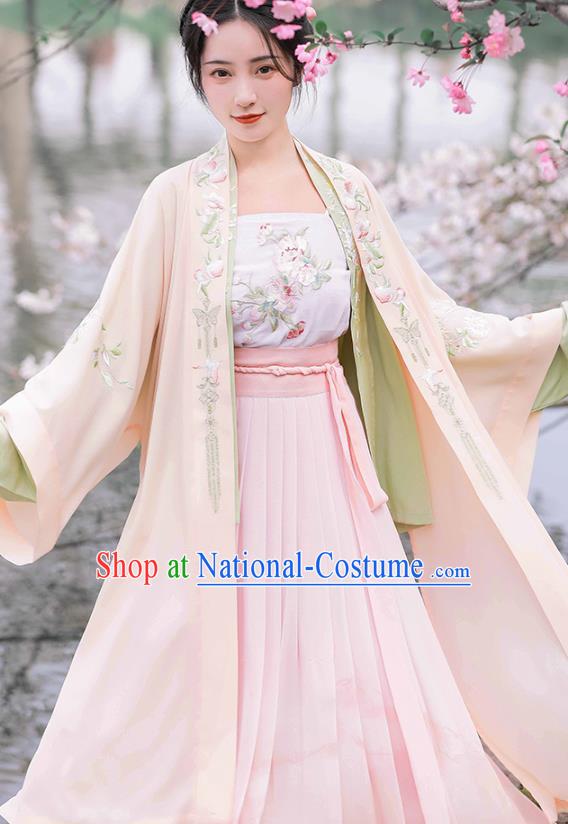 China Ancient Young Beauty Hanfu Dress Traditional Song Dynasty Country Woman Historical Garment Clothing