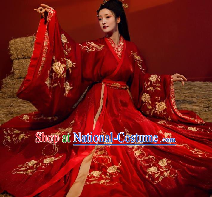 China Traditional Jin Dynasty Court Princess Wedding Historical Clothing Ancient Palace Lady Red Hanfu Dress Garments