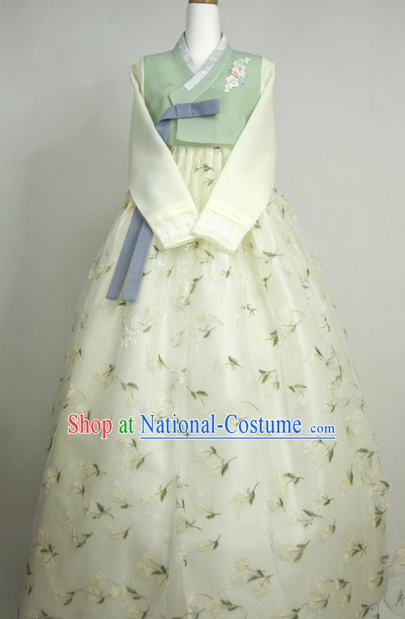 Korean Classical Wedding Fashion Costumes Young Lady Hanbok Green Blouse and Beige Dress Korea Traditional Court Bride Clothing