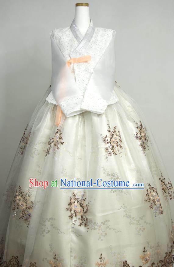 Korea Traditional Court Bride Clothing Korean Classical Wedding Fashion Costumes Young Lady Hanbok White Blouse and Beige Dress