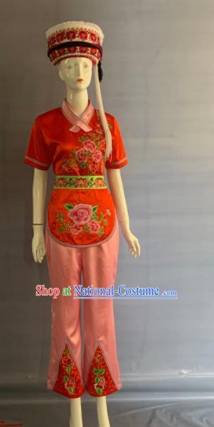 Chinese Minority Folk Dance Red Uniforms Yunnan Ethnic Female Garment Costume Bai Nationality Country Woman Clothing and Headpiece