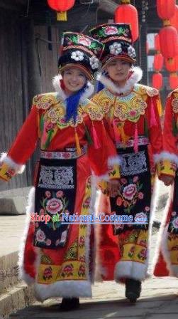 Chinese Qiang Nationality Folk Dance Clothing Minority Festival Red Dress Uniforms Sichuan Ethnic Wedding Garment Costumes and Headwear