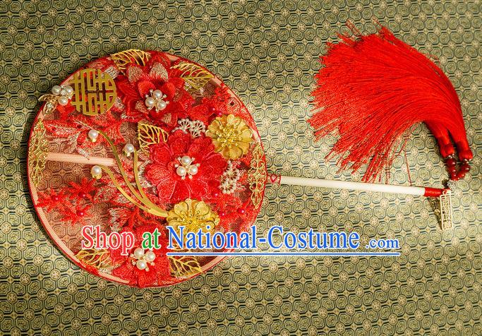 China Handmade Silk Fan Traditional Wedding Golden Peony Fan Bride Palace Fan Classical Embroidered Fan