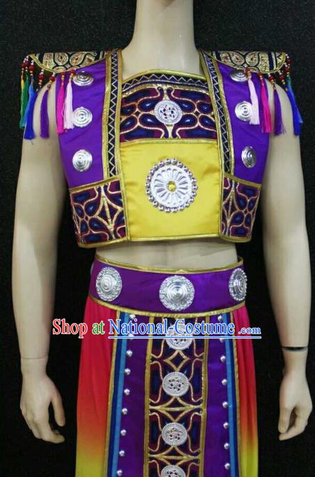 China Traditional Zhuang Nationality Wedding Outfits Clothing Guangxi Ethnic Bridegroom Garment Costumes and Hat