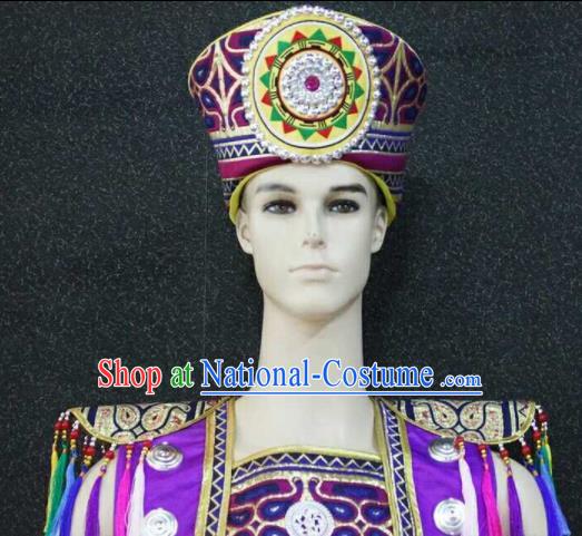 China Traditional Zhuang Nationality Wedding Outfits Clothing Guangxi Ethnic Bridegroom Garment Costumes and Hat