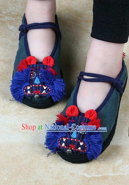 China Handmade Deep Green Canvas Shoes National Folk Dance Sandal Shoes Embroidered Tiger Head Shoes