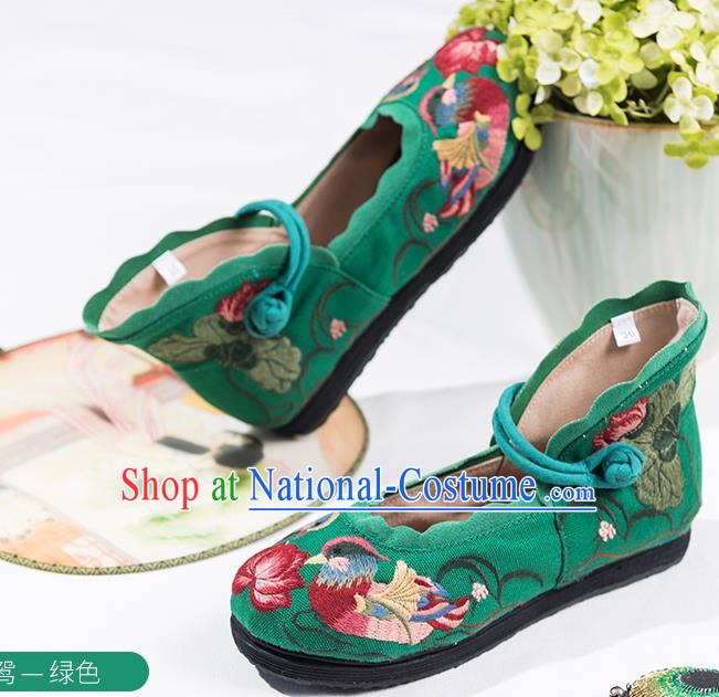 China Folk Dance Green Canvas Shoes National Female Shoes Embroidered Mandarin Duck Lotus Shoes Handmade Old Beijing Cloth Shoes