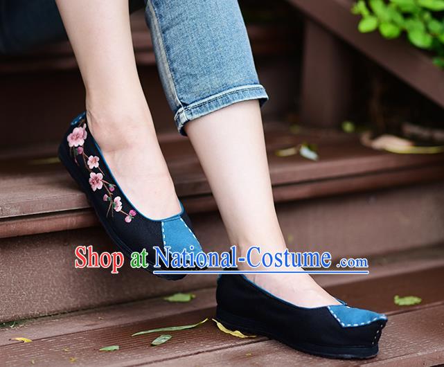 China National Woman Canvas Shoes Traditional Embroidered Peach Blossom Shoes Handmade Black Cloth Shoes Folk Dance Shoes