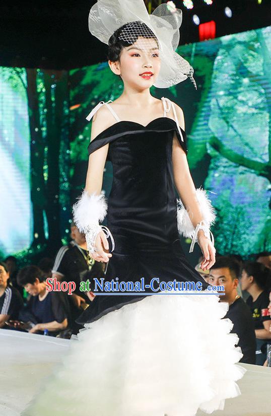 Custom Stage Show Black Velvet Dress Catwalks Trailing Full Dress Children Dancewear Girl Compere Fashion Clothing