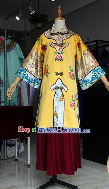 China Ancient Manchu Woman Yellow Xiuhe Dress Qing Dynasty Young Mistress Garments Traditional Drama Rouge Snow Cosplay Wen Yuhe Clothing