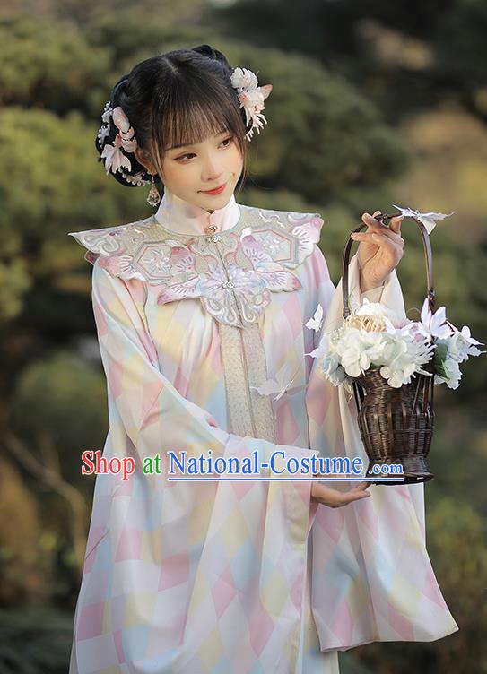 China Traditional Ming Dynasty Princess Historical Garment Costumes Ancient Young Beauty Hanfu Dress Embroidered Clothing