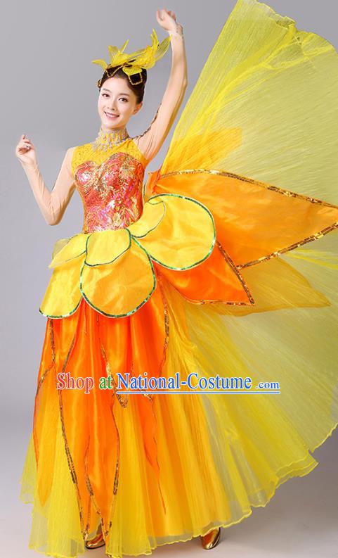 Professional China Modern Opening Dance Clothing Spring Festival Gala Lotus Dance Yellow Dress Woman Group Dance Fashion