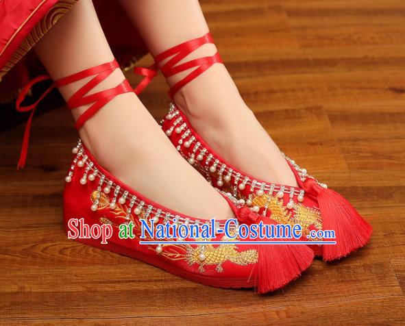 China Xiuhe Red Satin Shoes Classical Wedding Shoes Embroidered Pearls Shoes Handmade Bride Shoes