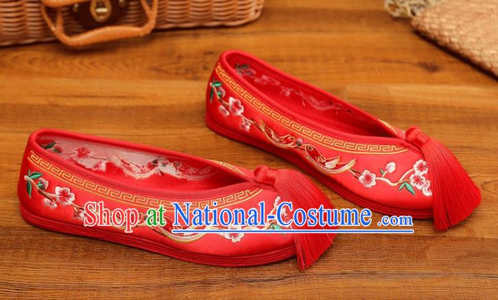 China Xiuhe Shoes Classical Wedding Shoes Handmade Bride Shoes Embroidered Shoes Red Cloth Shoes