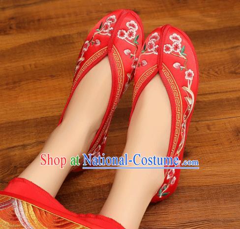 China Xiuhe Shoes Classical Wedding Shoes Handmade Bride Shoes Embroidered Shoes Red Cloth Shoes