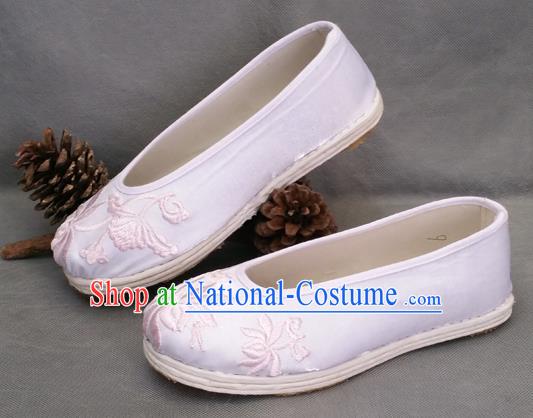 Handmade China Ethnic Folk Dance Shoes National Woman White Satin Shoes Yunnan Embroidered Lotus Shoes