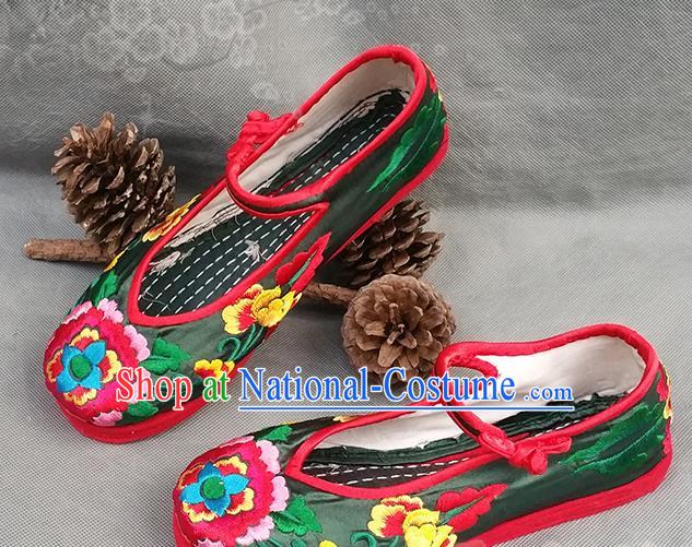 Handmade China National Woman Green Satin Shoes Yunnan Embroidered Peony Shoes Bride Shoes Ethnic Dance Shoes