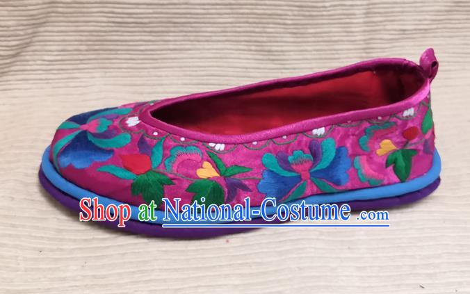 Handmade China Folk Dance Shoes National Woman Strong Cloth Shoes Yunnan Ethnic Rosy Embroidered Shoes