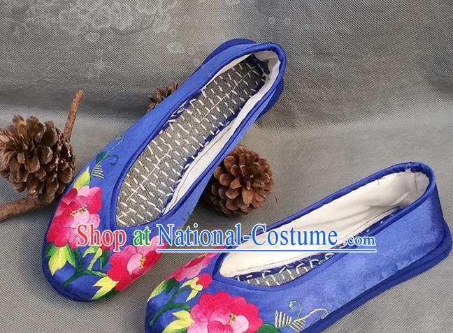 Handmade China National Woman Dance Cloth Shoes Yunnan Ethnic Blue Satin Shoes Embroidered Peony Shoes