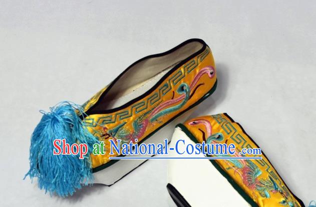 China Traditional Peking Opera Empress Boots Peking Opera Queen Yellow Embroidered Shoes Opera Actress Satin Shoes