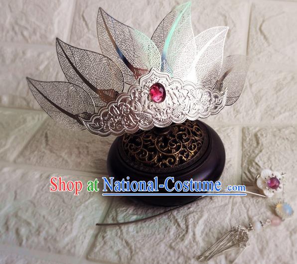 Chinese Tang Dynasty Prince Hair Accessories Traditional Ancient Swordsman Argent Lotus Hairdo Crown and Hairpin