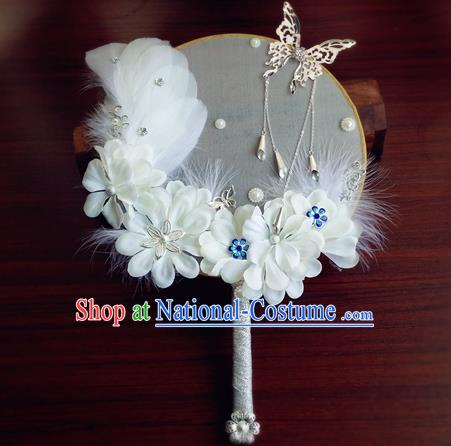 Handmade Chinese Bride Prop Fan Traditional Hanfu Silk Fan Wedding White Feather Palace Fan