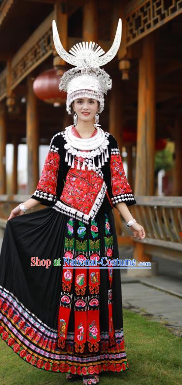 Chinese Hmong Nationality Woman Clothing Guizhou Festival Dance Garments Miao Minority Folk Dance Dress Ethnic Performance Outfits and Headwear