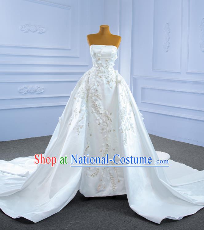 Custom Ceremony Formal Garment Bride Embroidery Full Dress Stage Show Costume Luxury Compere Clothing Vintage White Satin Trailing Wedding Dress