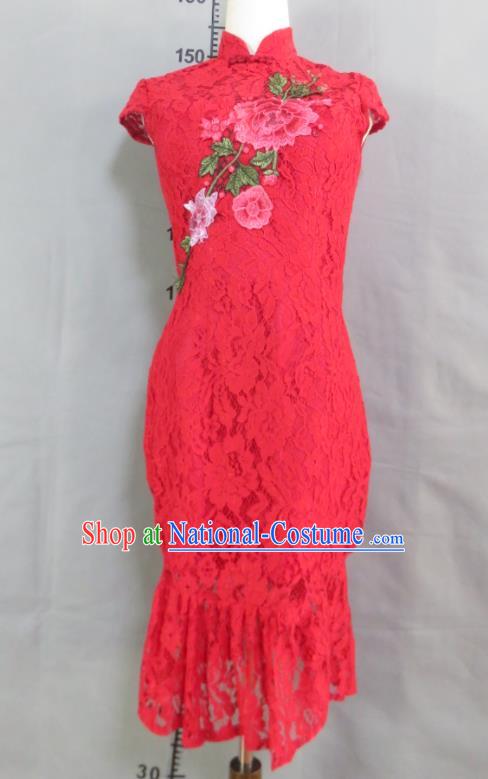 China Traditional Fishtail Qipao Dress Bride Toasting Clothing Wedding Garment Costumes Classical Red Lace Cheongsam