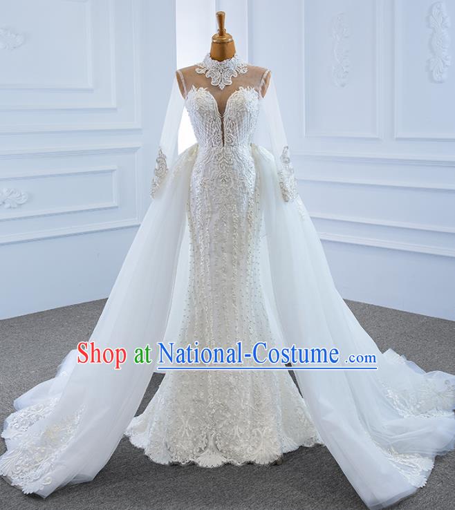 Custom Compere White Trailing Full Dress Catwalks Princess Costume Marriage Bride Clothing Vintage Embroidery Wedding Dress Luxury Formal Garment