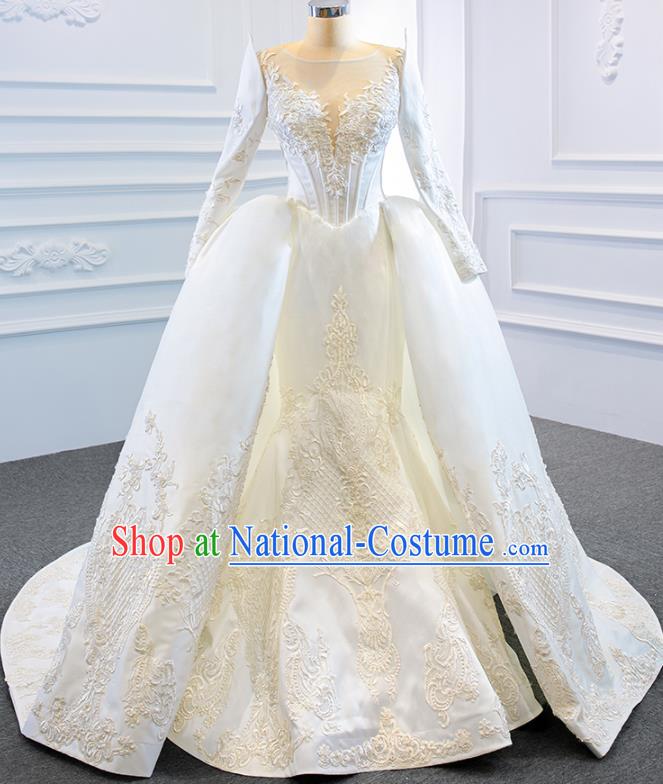 Custom Luxury Embroidery Formal Garment Compere Trailing Full Dress Catwalks Princess Costume Marriage Bride Clothing Vintage White Satin Wedding Dress