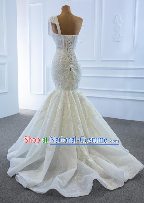 Custom Catwalks Princess Costume Marriage Bride Clothing Vintage Embroidery Fishtail Wedding Dress Luxury Formal Garment Compere White Full Dress