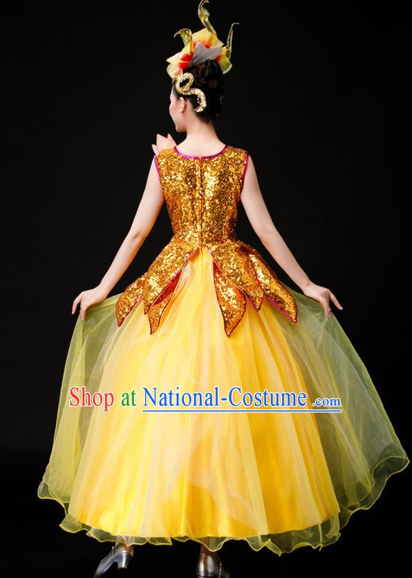 Professional China Modern Dance Clothing Spring Festival Gala Opening Dance Yellow Dress Stage Performance Costume Women Chorus Group Garments