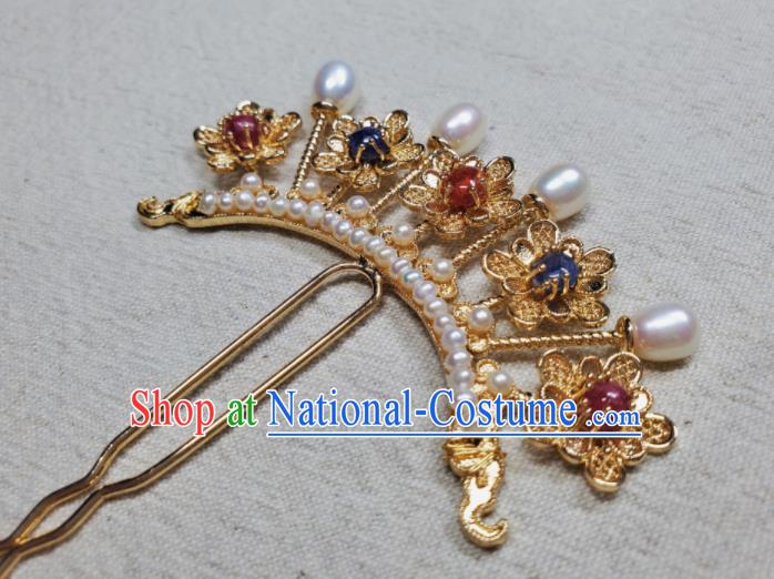 Chinese Handmade Tang Dynasty Queen Golden Plum Hair Stick Ancient Empress Gems Hairpin Traditional Hanfu Hair Accessories