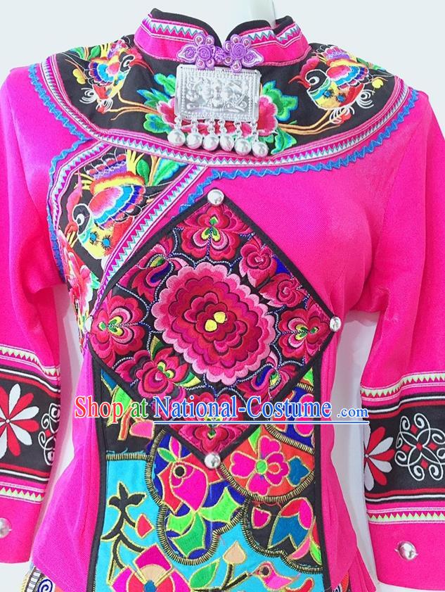 Chinese Yi Ethnic Group Female Garment Costumes Sichuan Nationality Festival Dress Tujia National Minority Wedding Rosy Uniforms