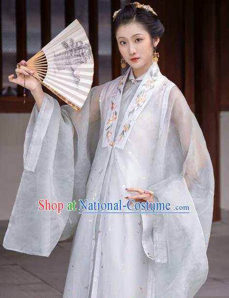 China Traditional Hanfu Dress Garments Ming Dynasty Nobility Lady Historical Clothing Ancient Young Beauty Costumes for Women