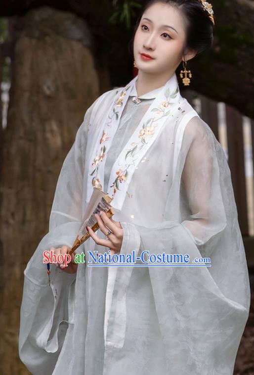 China Traditional Hanfu Dress Garments Ming Dynasty Nobility Lady Historical Clothing Ancient Young Beauty Costumes for Women