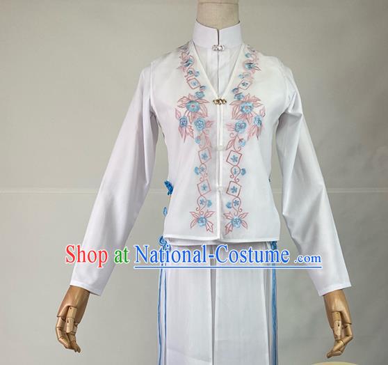 Chinese Ming Dynasty Young Beauty White Dress Outfits Traditional Drama The Sword and the Brocade Tan Songyun Garment Costumes Ancient Noble Lady Clothing