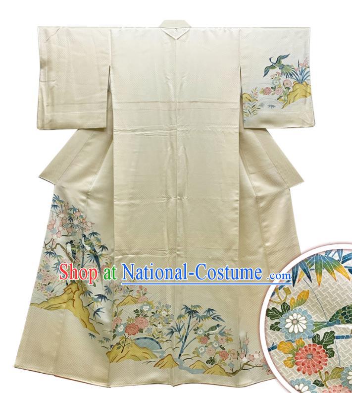 Japan Traditional Beige Silk Yukata Dress Classical Flowers Bird Pattern Kimono Clothing Young Woman Garment Costume