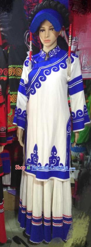 Chinese Yi Nationality Woman Costumes Ethnic Festival Clothing Liangshan National Minority Wedding White Uniforms