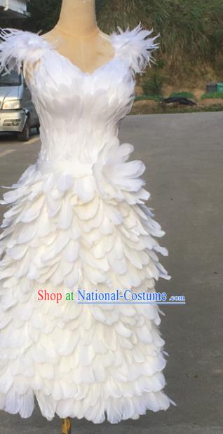 Top Samba Dance Clothing Brazilian Carnival Garments Miami Catwalks White Feather Dress Stage Show Costumes