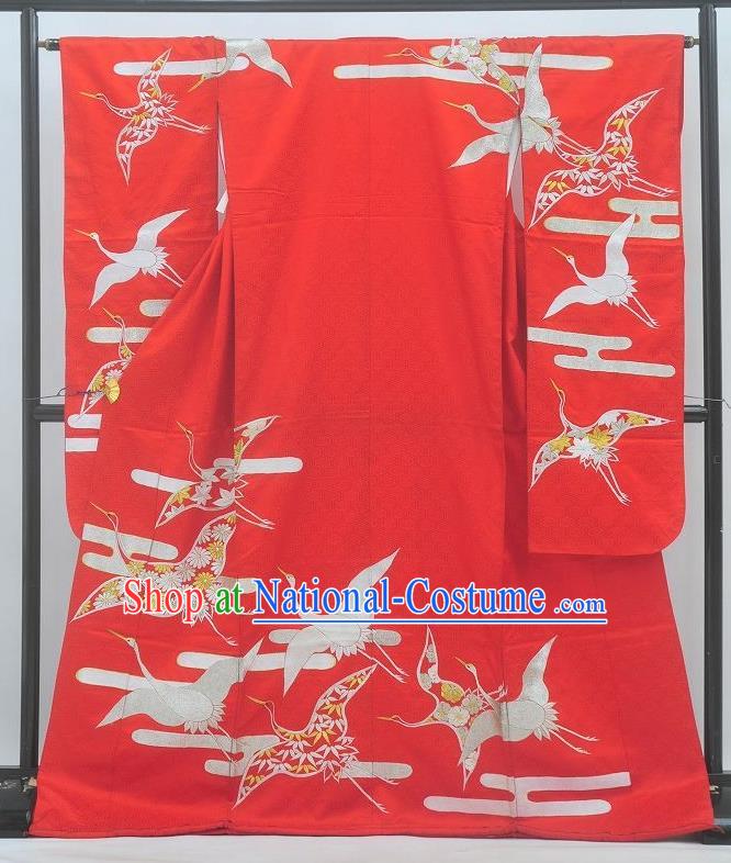 Japanese Traditional Court Princess Uchikake Clothing Classical Cranes Pattern Furisode Kimono Costume Wedding Bride Red Yukata Dress