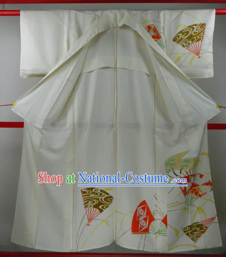 Japanese Young Woman White Silk Yukata Dress Classical Fans Pattern Tsukesage Kimono Clothing Traditional Festival Garment Costume