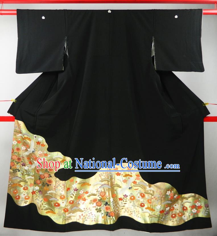 Japanese Classical Chrysanthemum Cranes Pattern Kurotomesode Kimono Clothing Traditional Court Garment Costume Elderly Woman Black Yukata Dress