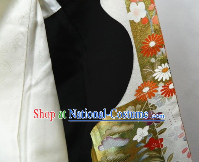 Japanese Classical Chrysanthemum Cranes Pattern Kurotomesode Kimono Clothing Traditional Court Garment Costume Elderly Woman Black Yukata Dress