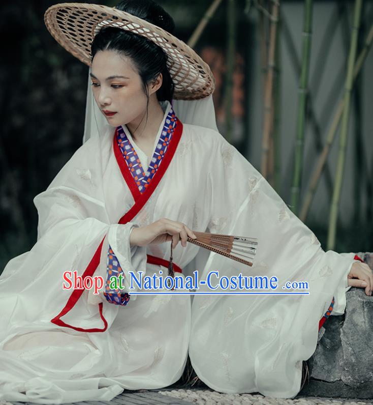 China Song Dynasty Young Beauty White Hanfu Dress Traditional Court Woman Historical Costumes Ancient Aristocratic Lady Garment Clothing